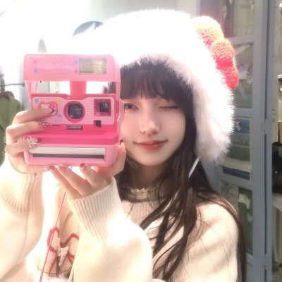女孩爱爱日记 封面